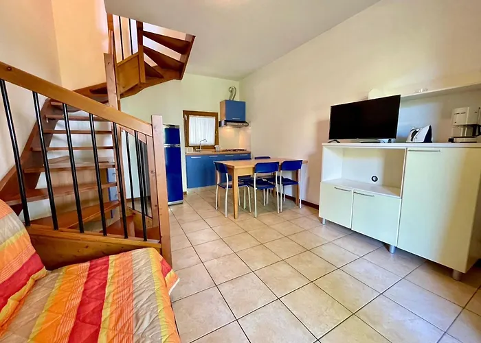 House With Shared Pool Вилла