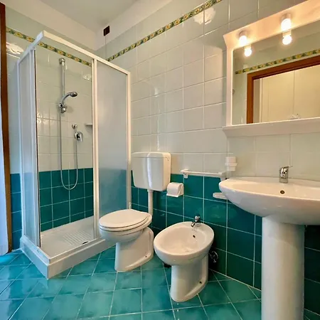 וילה House With Shared Pool